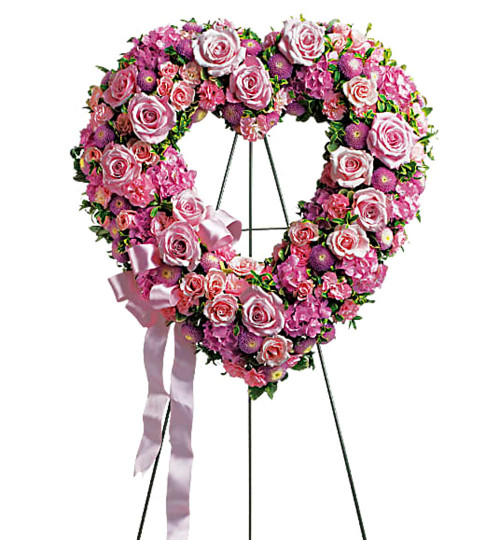 Rose Garden Heart Spray